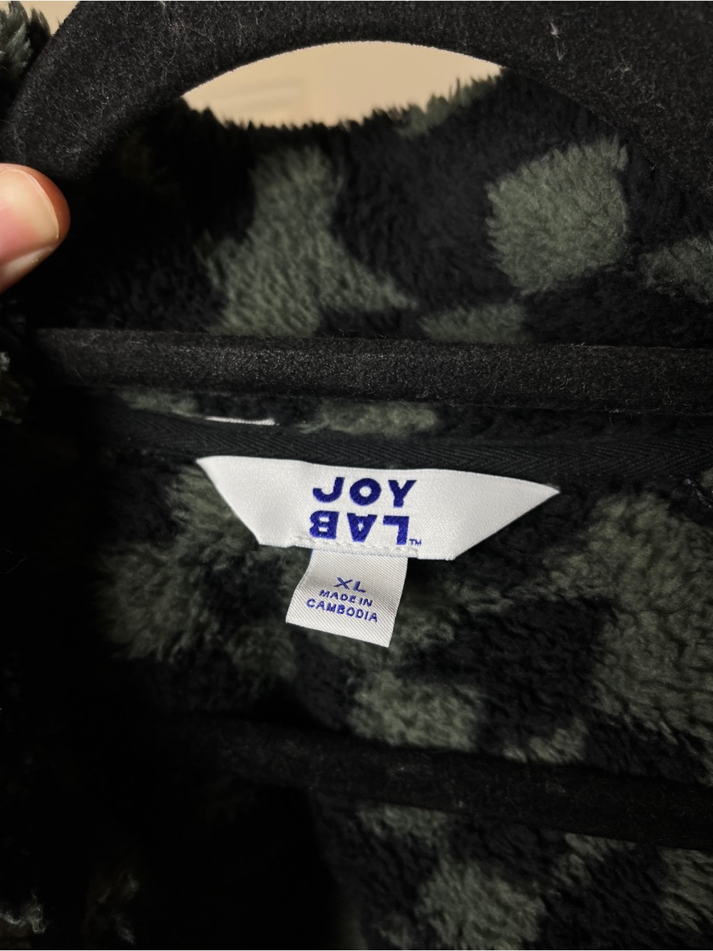 Women’s JoyLab Patterned Fleece Zip Up - Picture 8 of 8